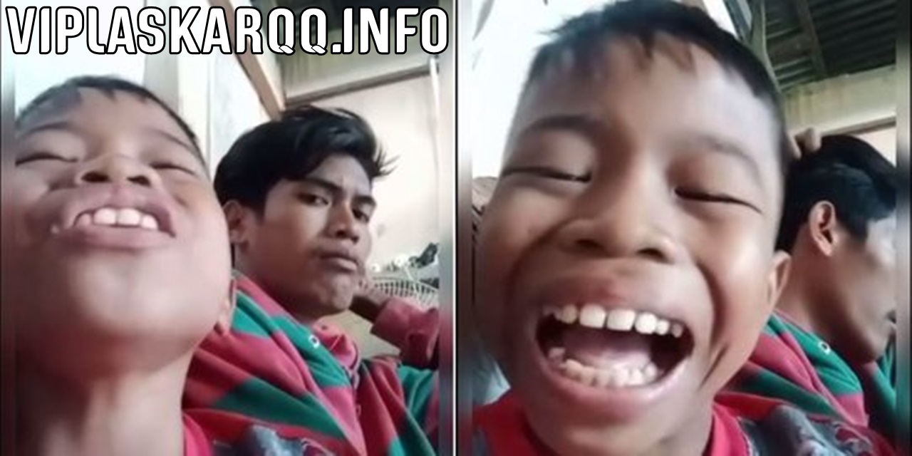 Viral Video Bocah Bernyanyi dengan Suara Emas, Ekspresinya Menjiwai Banget