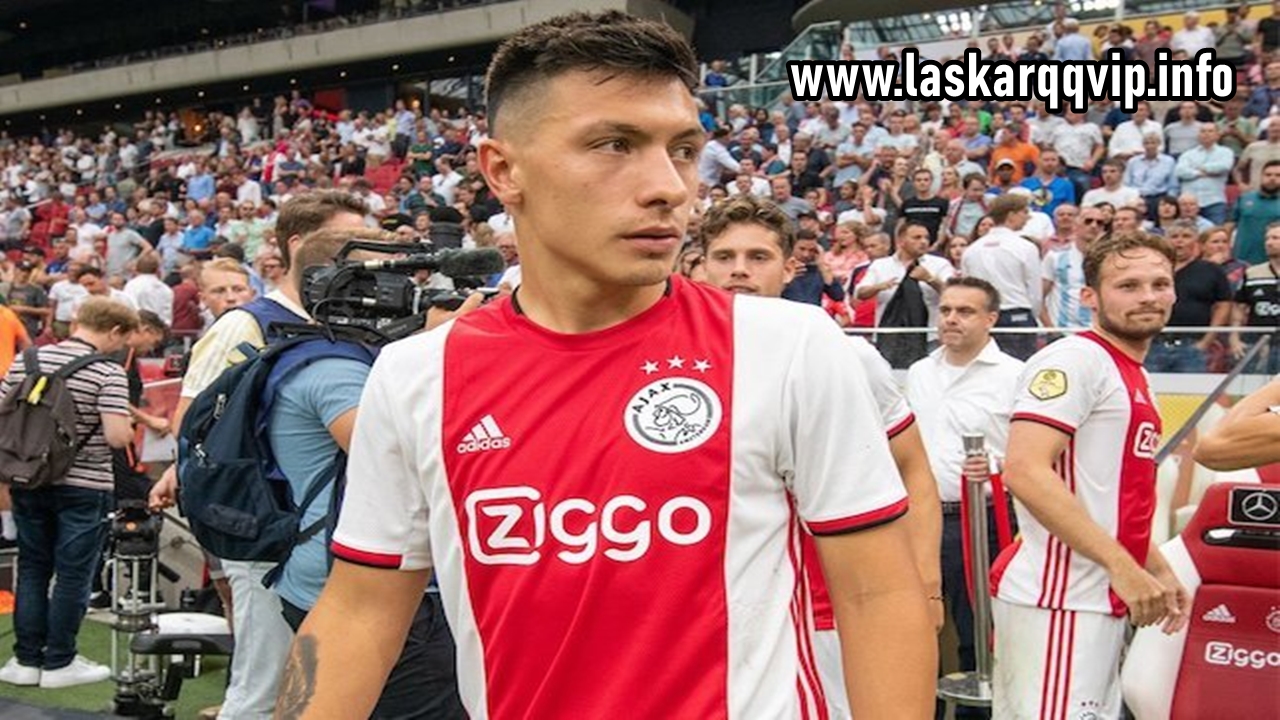 Ajax Minta Manchester United Naikkan Tawaran Lagi untuk Lisandro Martinez